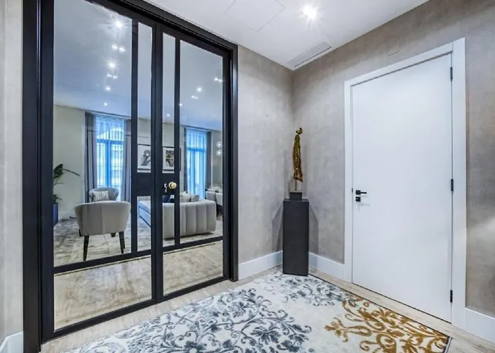 Stunning Near Avenue Liberdade * Lisboa