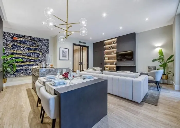 Stunning Near Avenue Liberdade