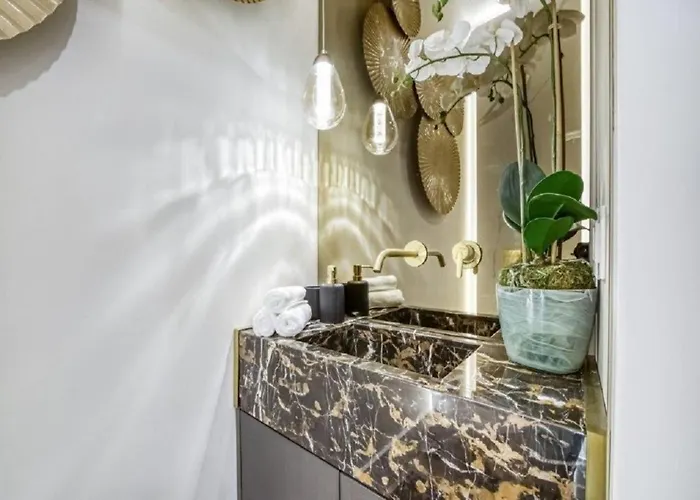 Stunning Near Avenue Liberdade