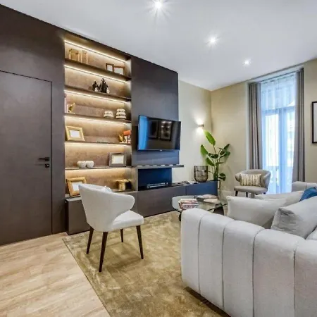Stunning Near Avenue Liberdade Appartamento Lisbona