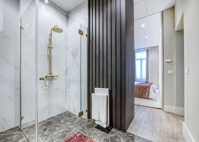 Stunning Near Avenue Liberdade * Lisbon